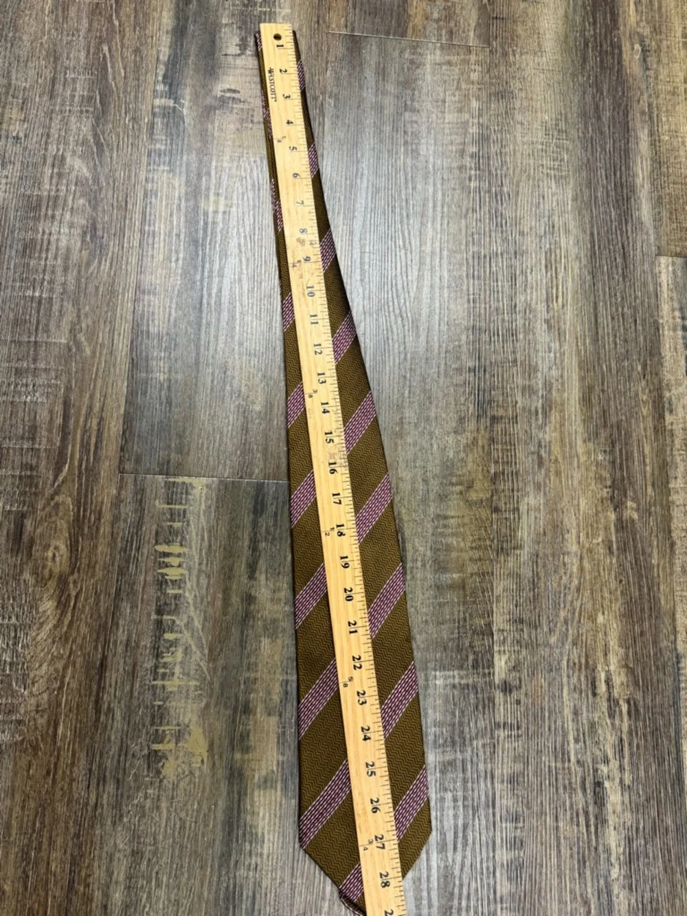 Soprano’s Brown‎ & Pink Striped Men’s Silk Tie